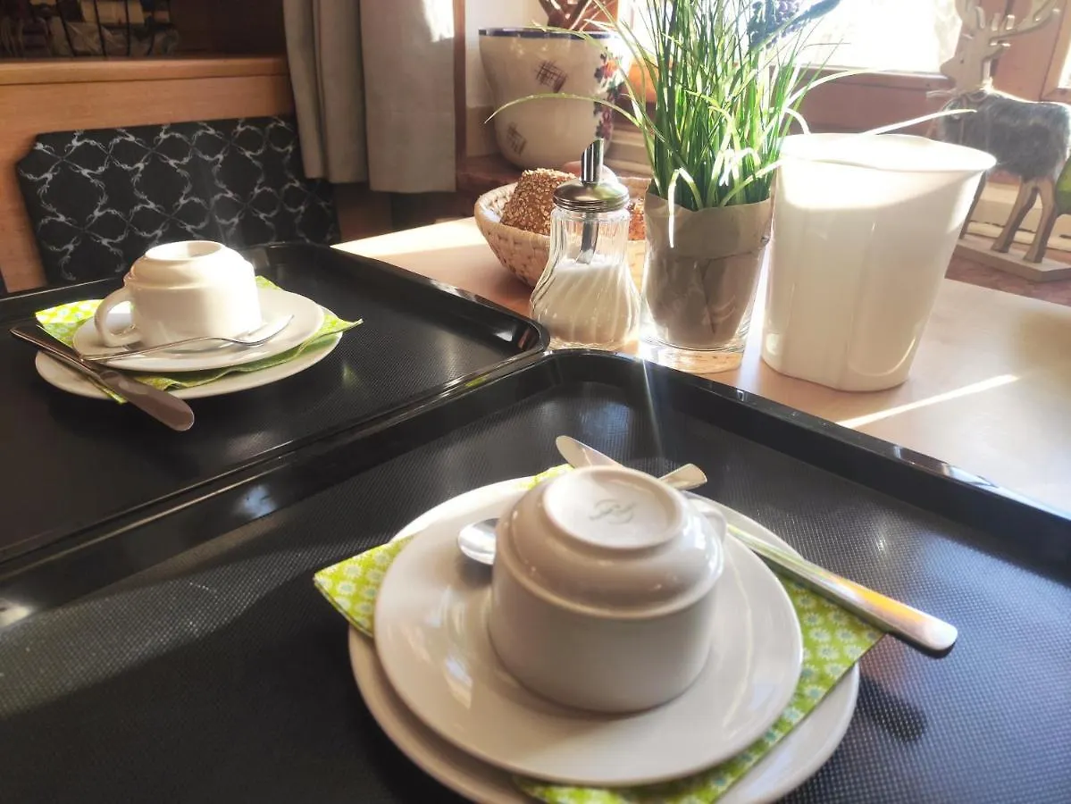 Pension Weisser Hirsch Fussen Bed & Breakfast
