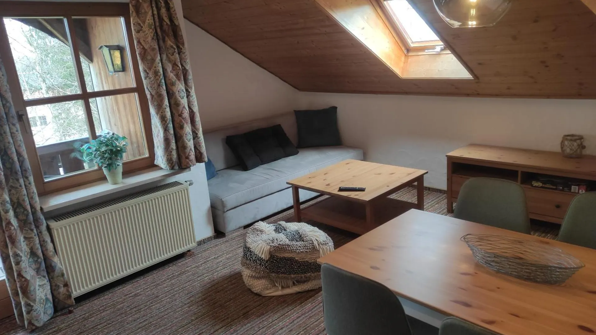 *** Bed & Breakfast Pension Weisser Hirsch Fussen Germany