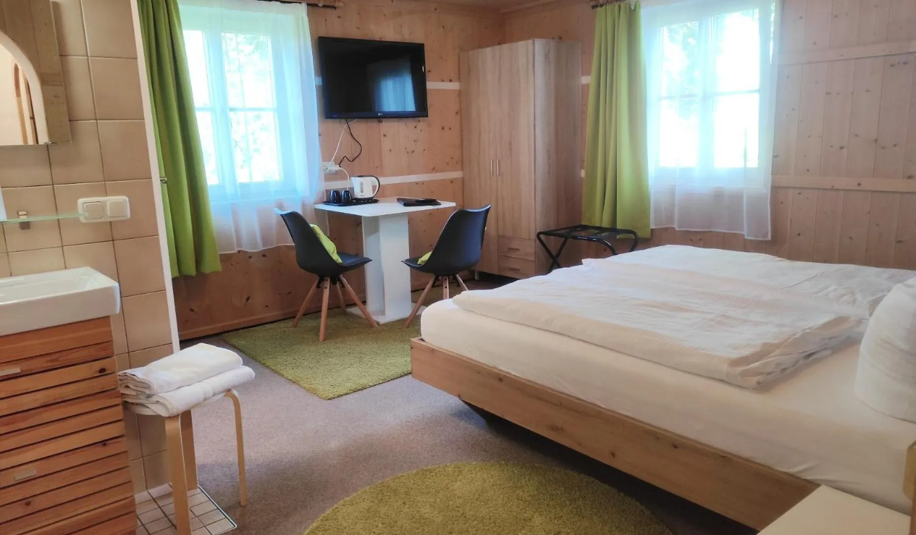 Pension Weisser Hirsch Fussen